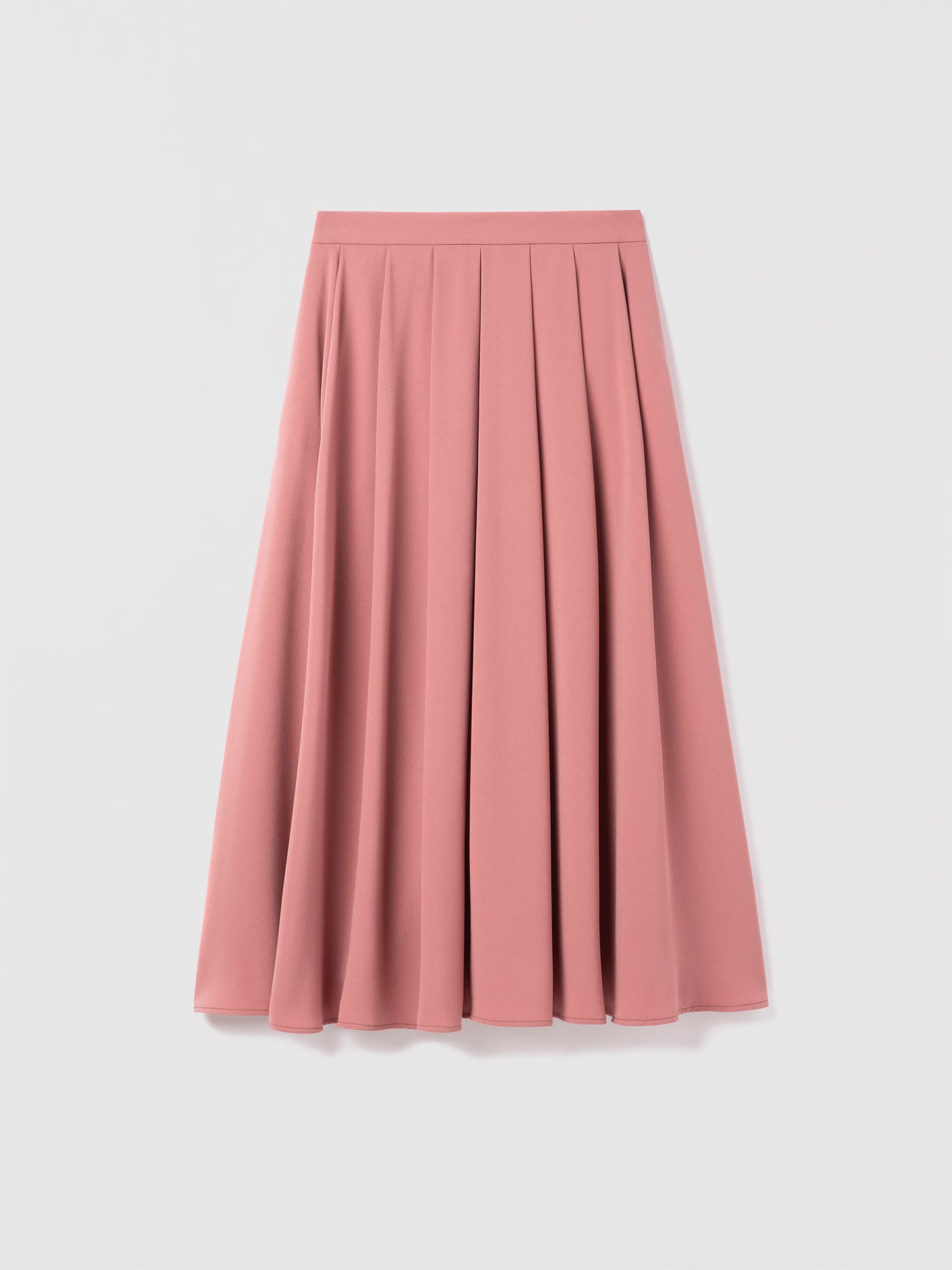 Full pleated skirt